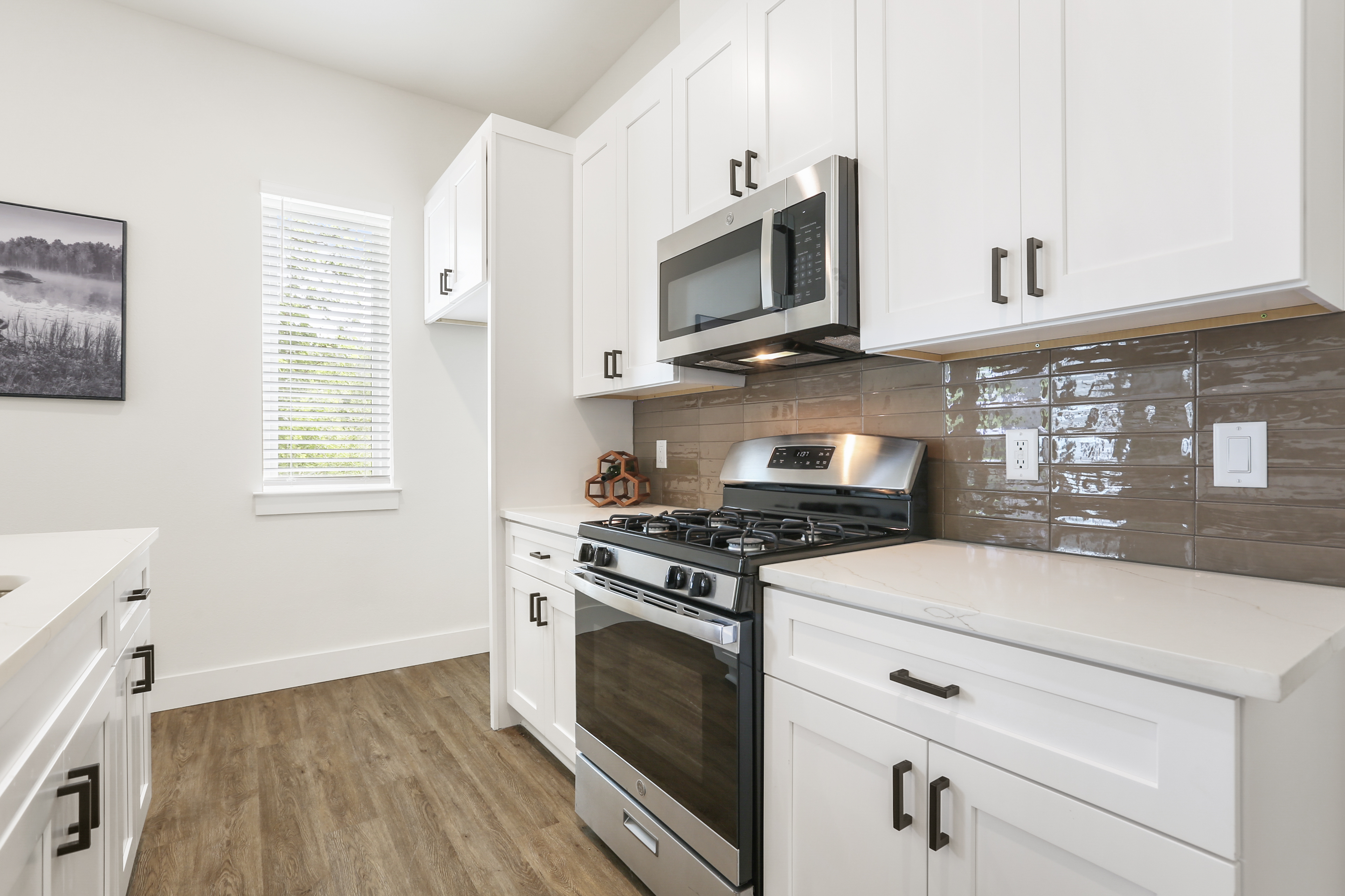 East Grove residence — unit-1206-4A4A3508.jpg