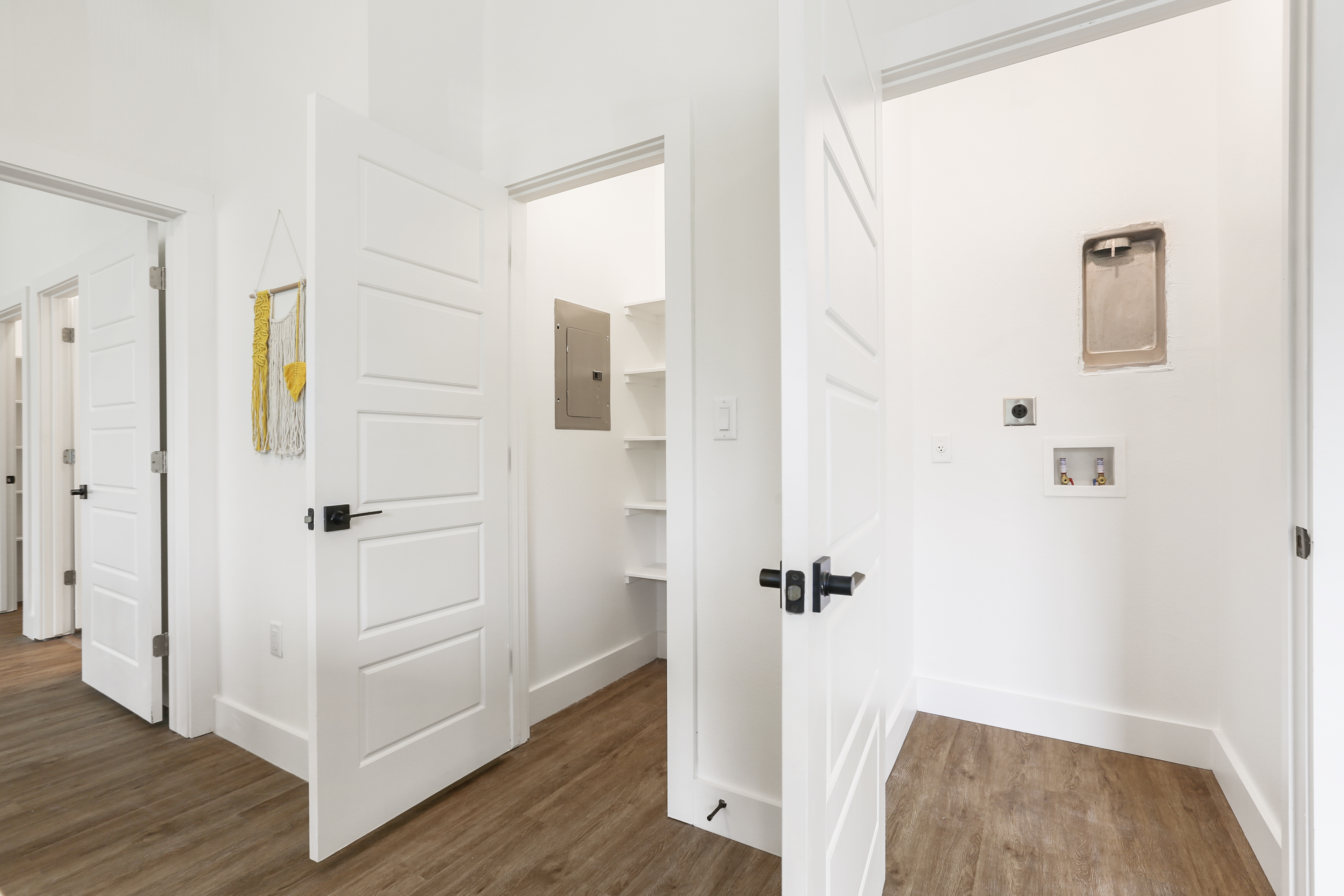East Grove residence — unit-1206-4A4A3531.jpg