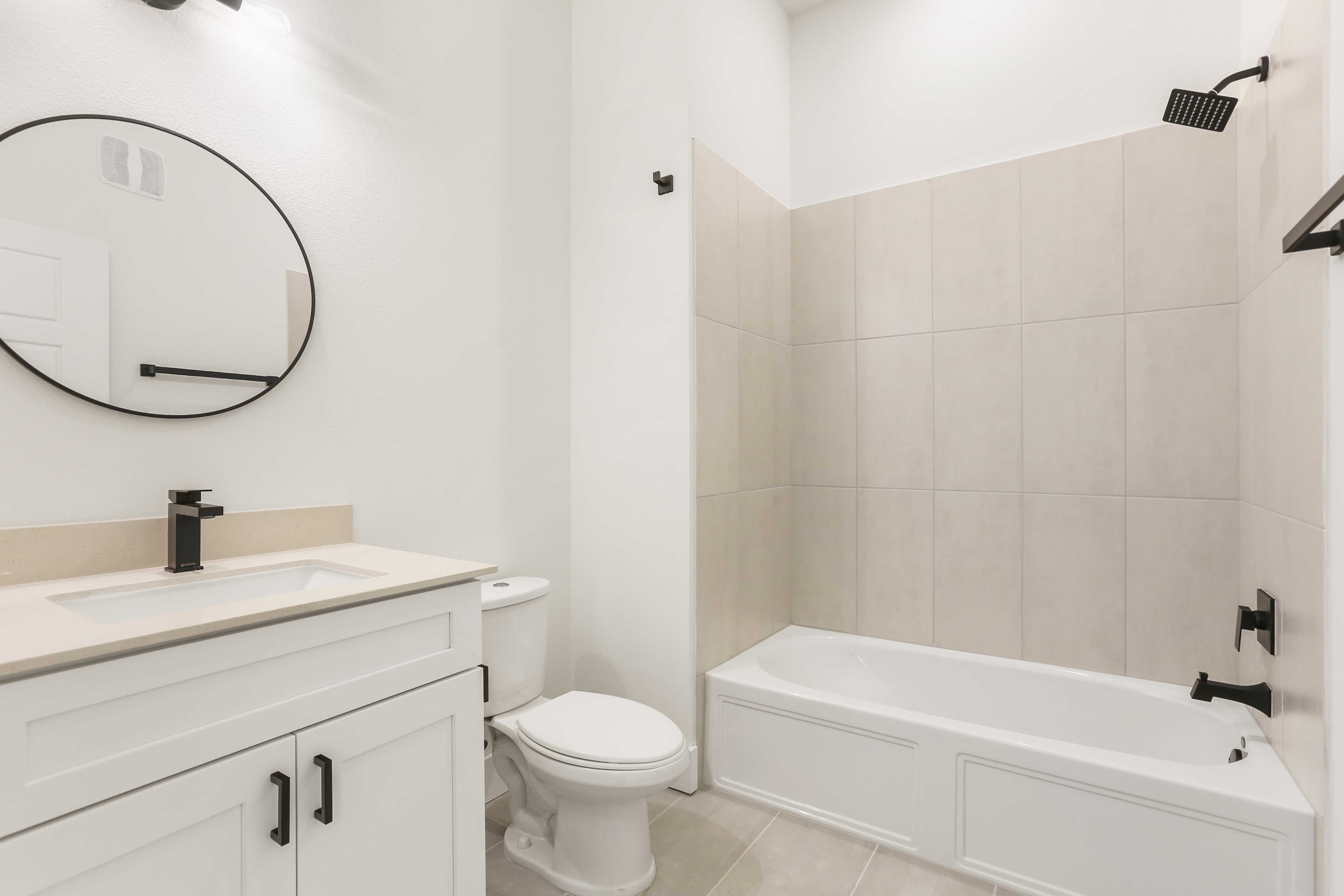 East Grove residence — unit-1206-4A4A3407.jpg