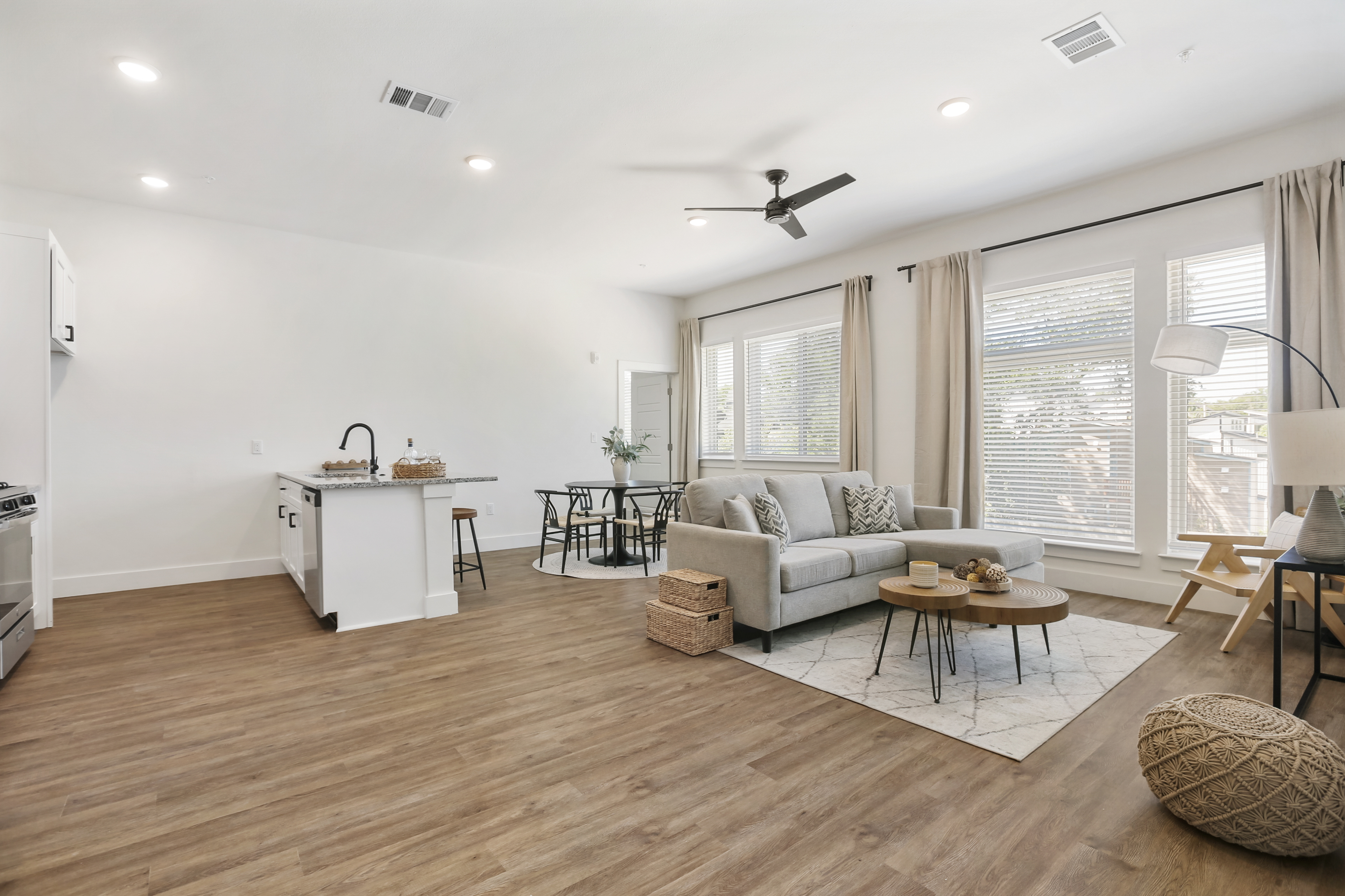 East Grove residence — 4A4A1536