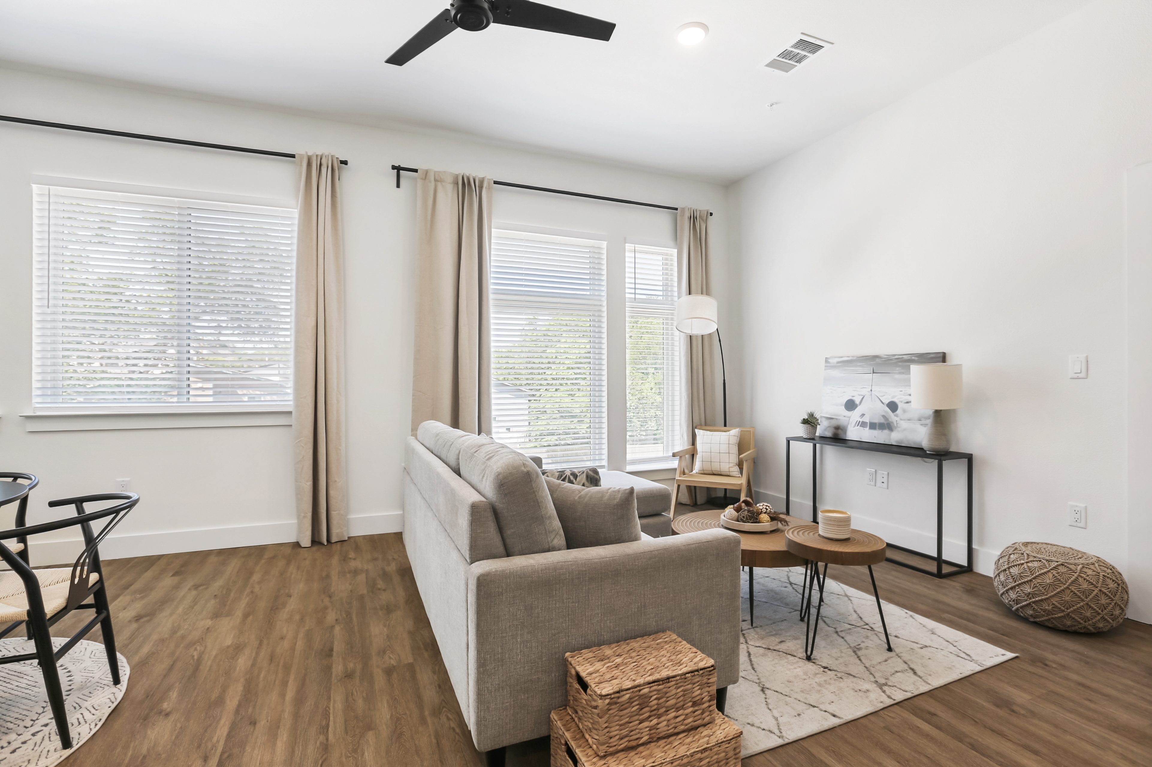 East Grove residence — 4A4A1564