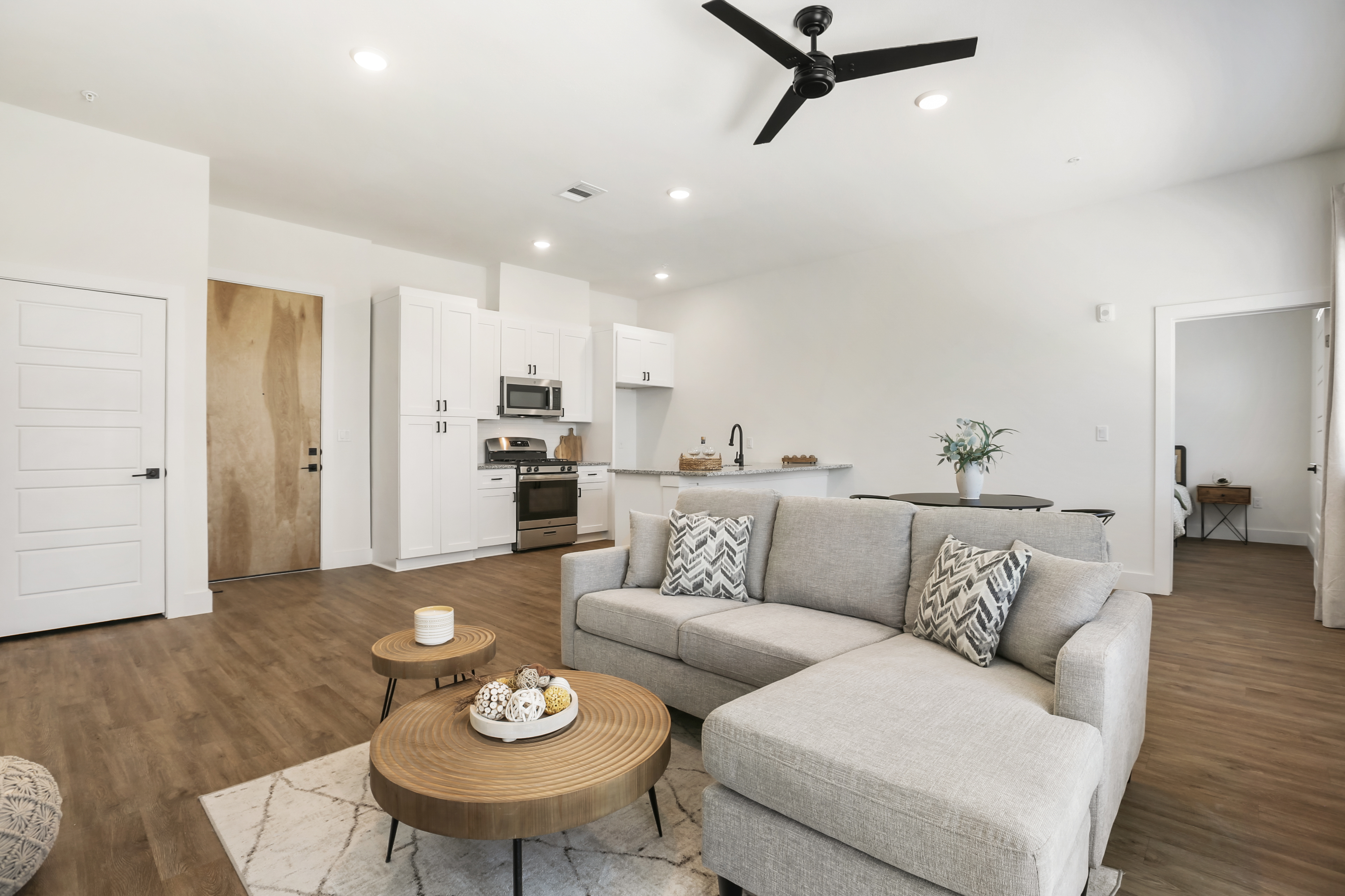 East Grove residence — 4A4A1578