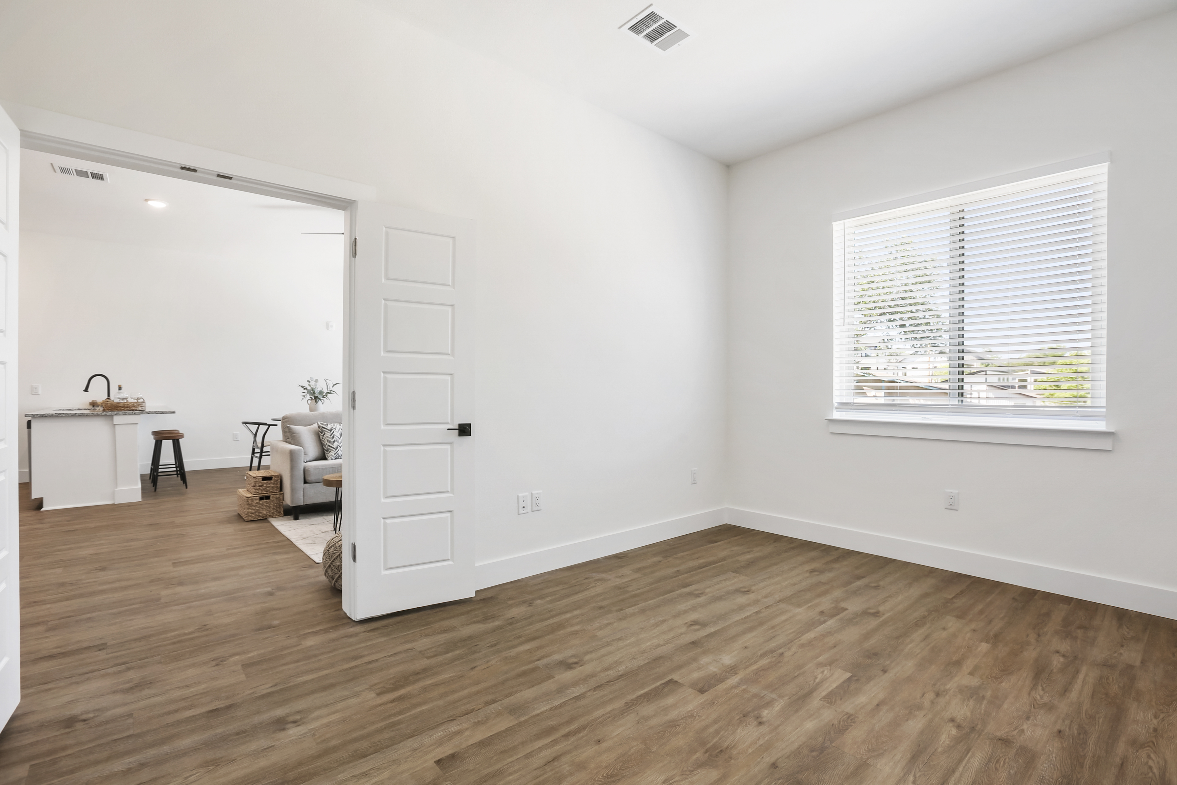 East Grove residence — 4A4A1599